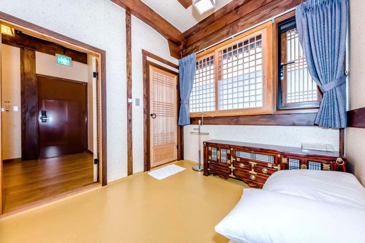 Hallagung Seogwipo Exterior foto